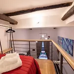 Design Studio Flat Next Sorbillo on Tribunali Street