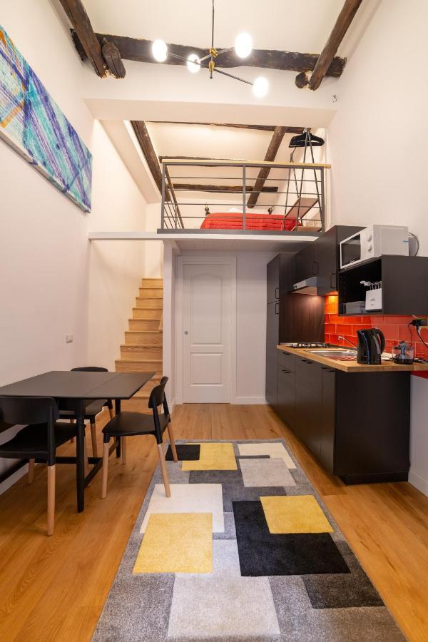 Design Flat Next Sorbillo On Tribunali Street Appartamento *