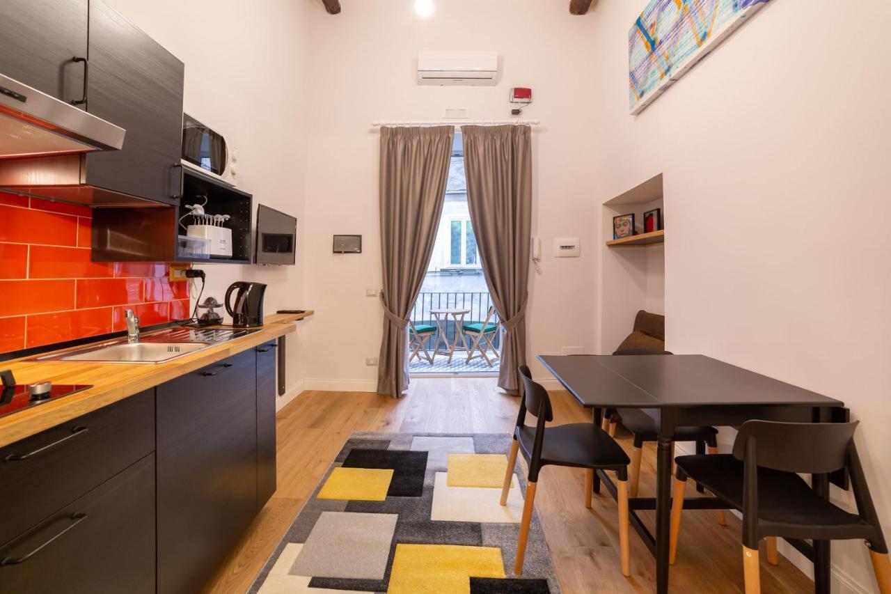 Design Flat Next Sorbillo On Tribunali Street Appartamento Napoli