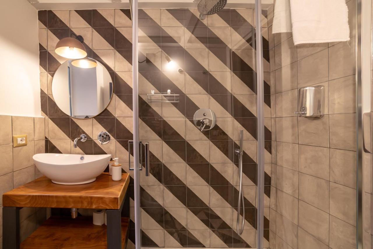 Design Flat Next Sorbillo On Tribunali Street Appartamento Napoli